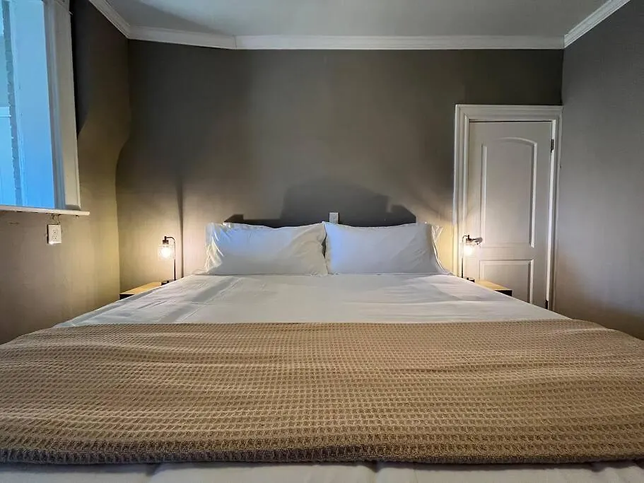 Apartmán Cozy 2Br-1Ba Backyard & King Bed Saint Louis USA